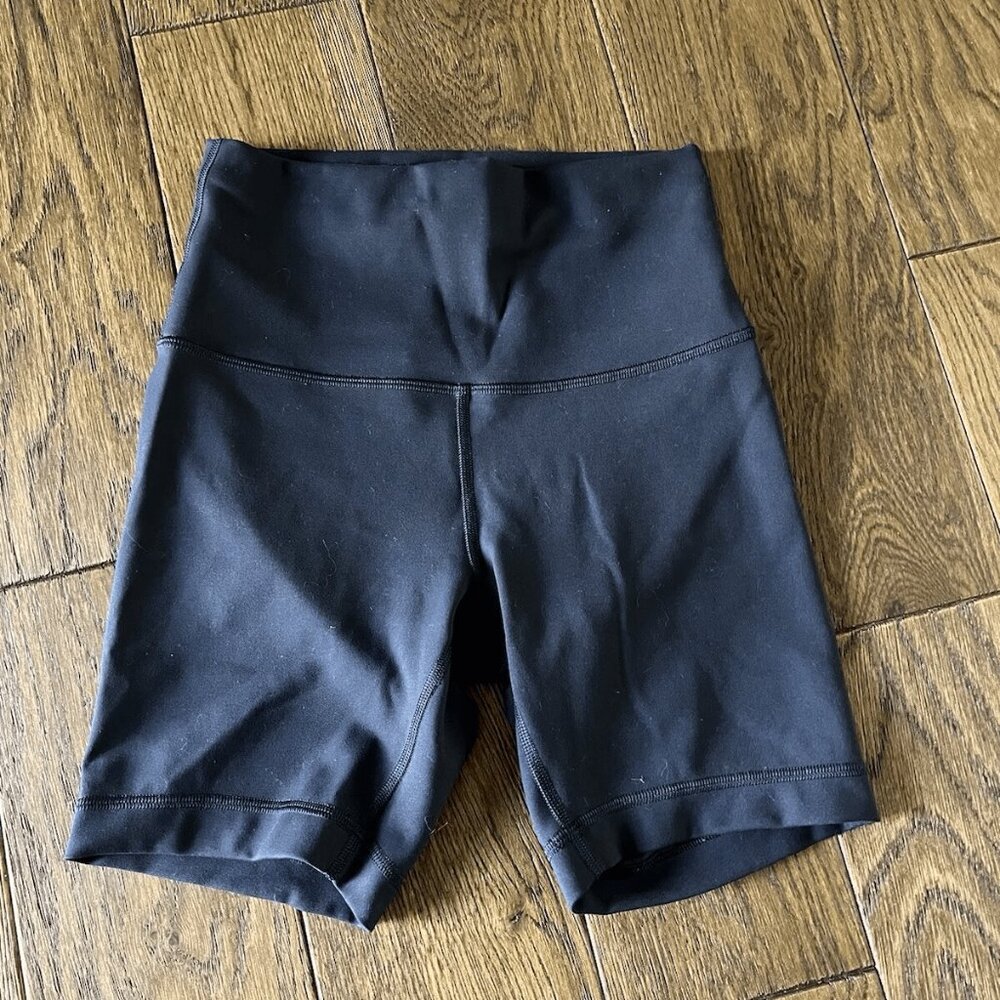LULULEMON Wunder Train HR 6" Short True Navy